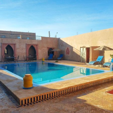 Auberge La Source Merzouga Bagian luar foto