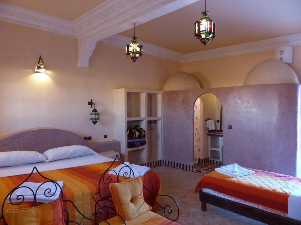 Auberge La Source Merzouga Ruang foto