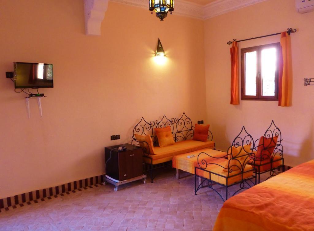 Auberge La Source Merzouga Ruang foto