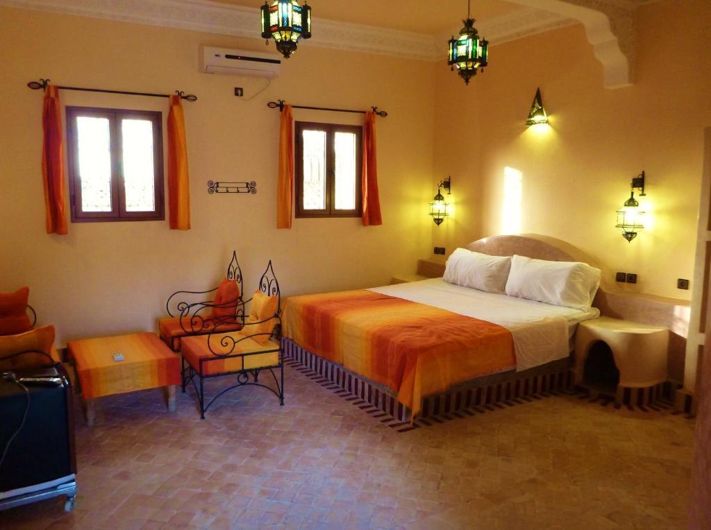 Auberge La Source Merzouga Ruang foto